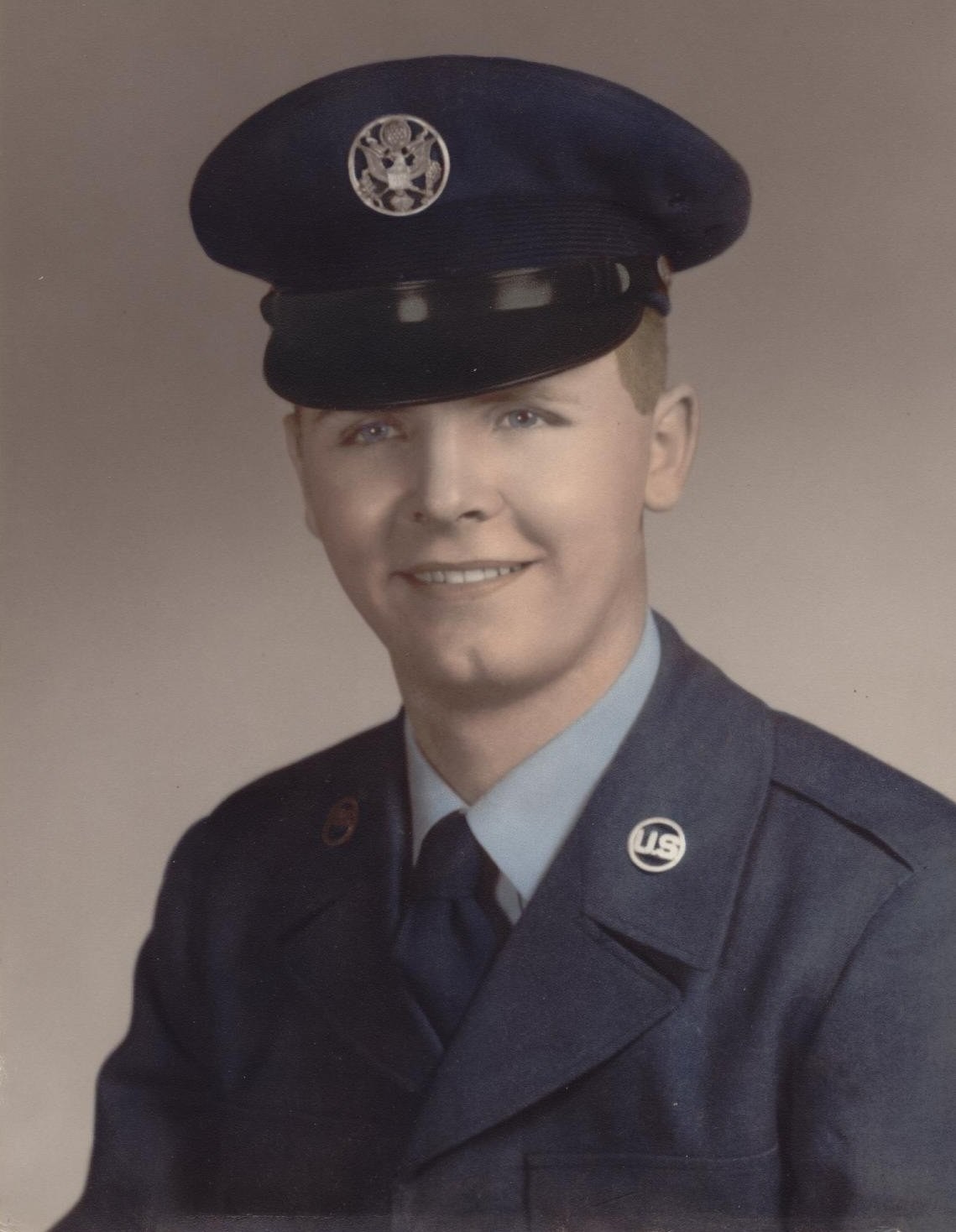 Early portrait of Larry Lamar Lanning in U.S. Air Force uniform